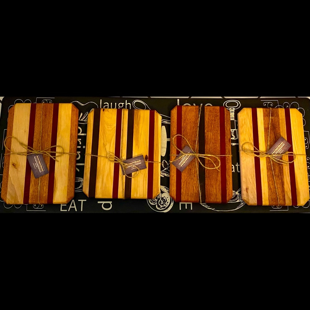 4 handcrafted cutting boards